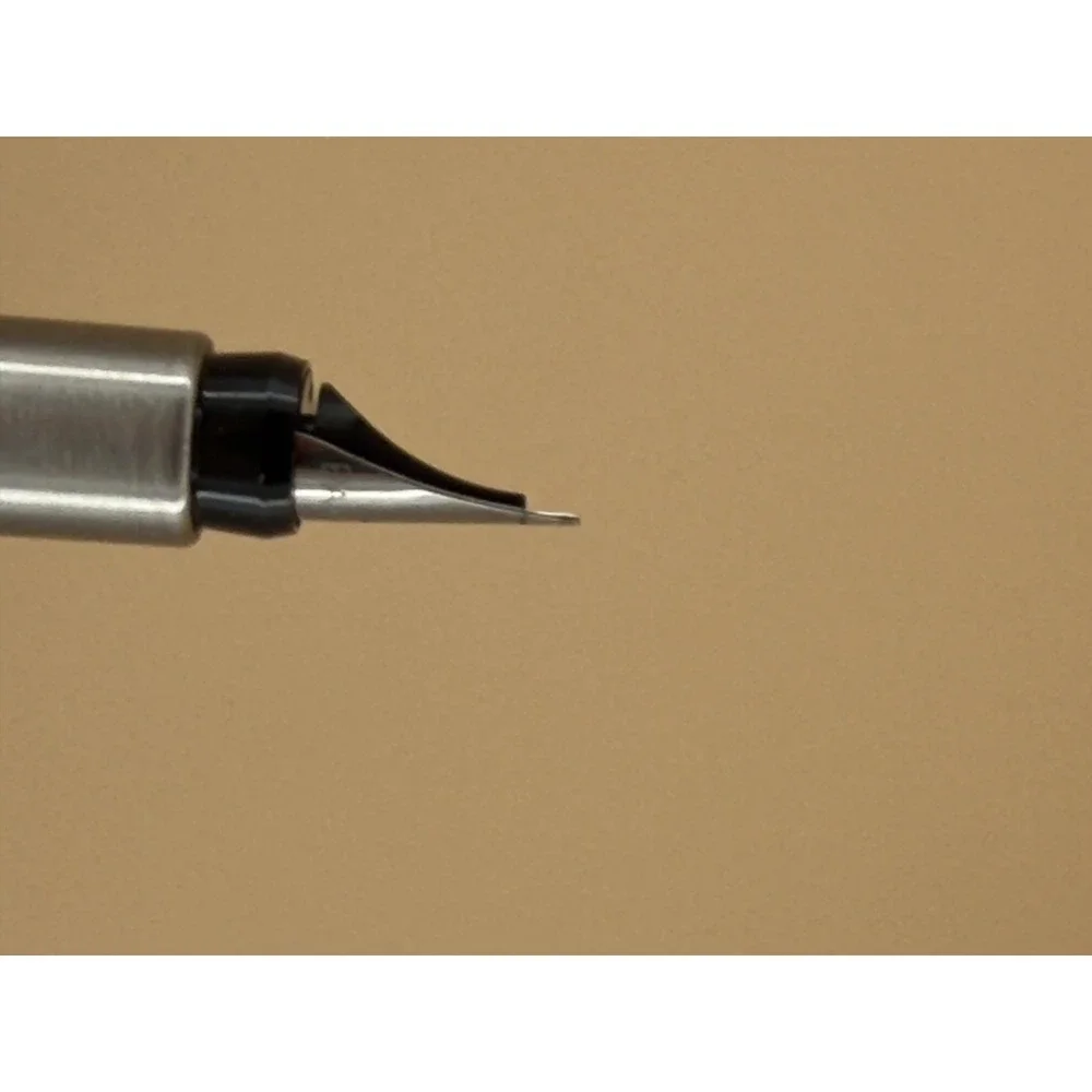 Parker Vector White Fountain Pen Chrome Trim Stainless Steel Nib